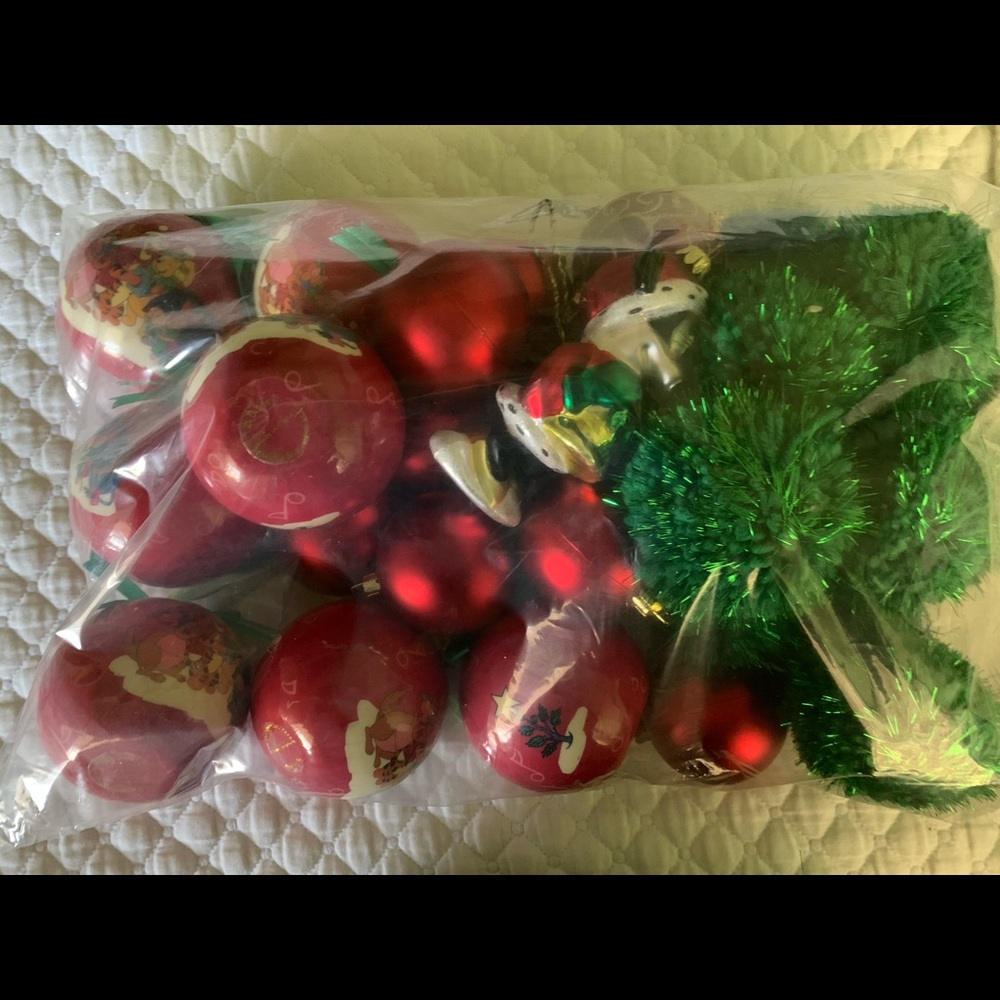 7 Winnie the Pooh red Christmas ball ornaments